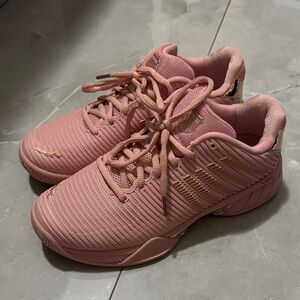 K-Swiss Women's Pink Athletic Shoes